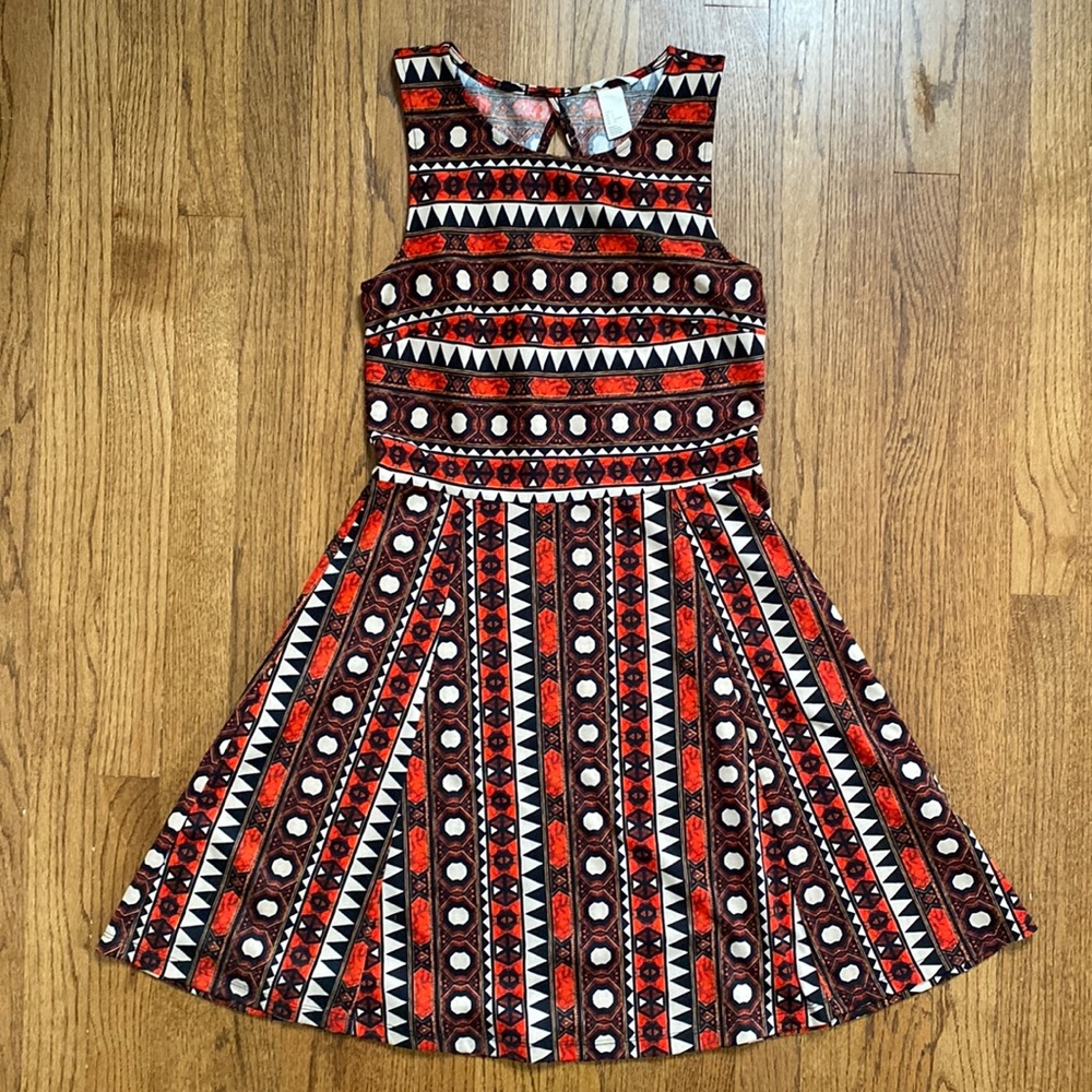 EUC, open back detail